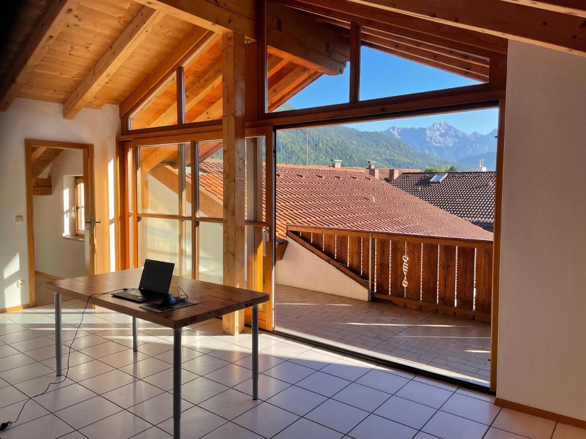Dachgeschosswohnung Mit Traumhaftem Zugspitzblick Bei Garmisch Farchant Eksteriør bilde