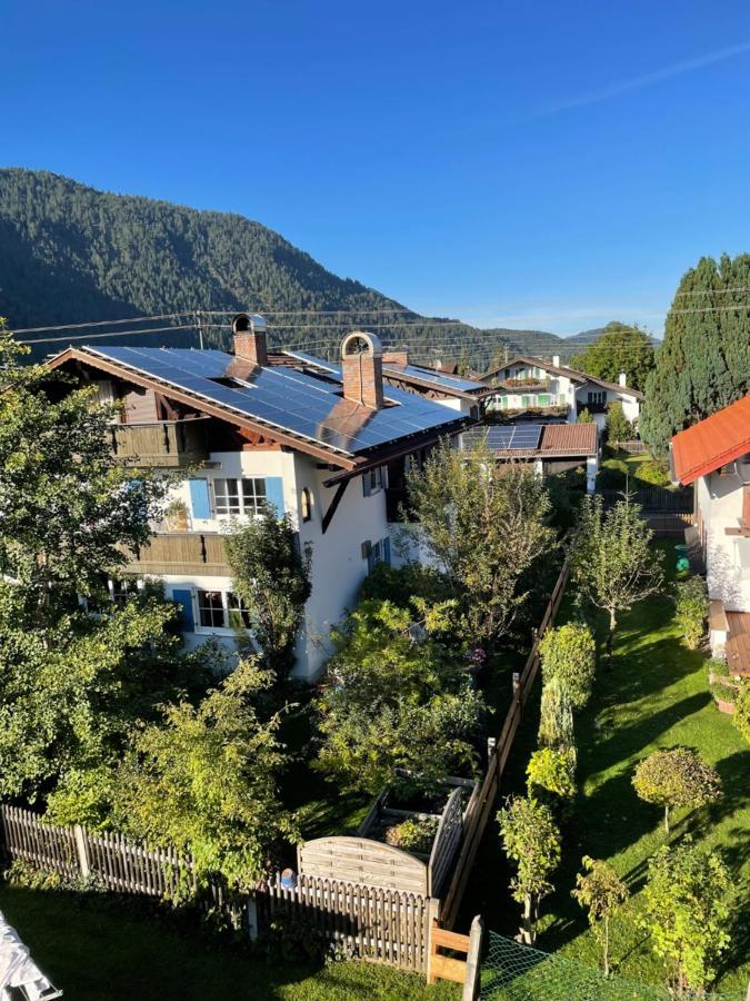 Dachgeschosswohnung Mit Traumhaftem Zugspitzblick Bei Garmisch Farchant Eksteriør bilde