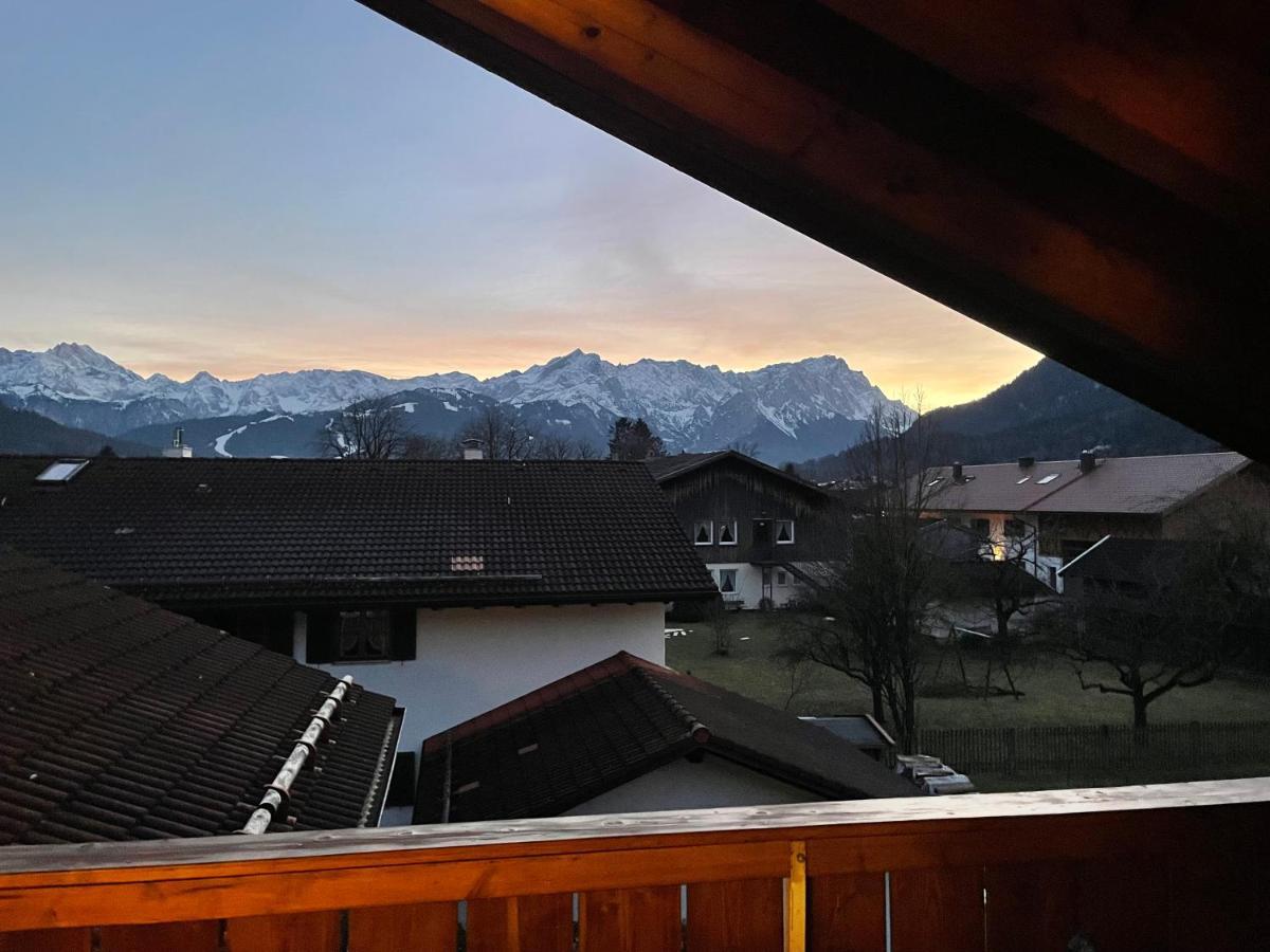 Dachgeschosswohnung Mit Traumhaftem Zugspitzblick Bei Garmisch Farchant Eksteriør bilde