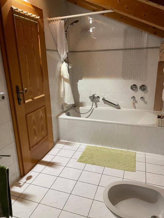 Dachgeschosswohnung Mit Traumhaftem Zugspitzblick Bei Garmisch Farchant Eksteriør bilde